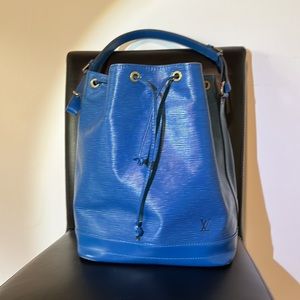 Louis Vuitton vintage Epi blue bag